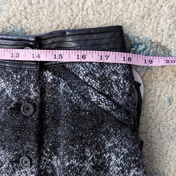 NWT Karl Lagerfeld Gray/Black Tweed Skirt/Jacket Set Size L - Picture 11 of 15
